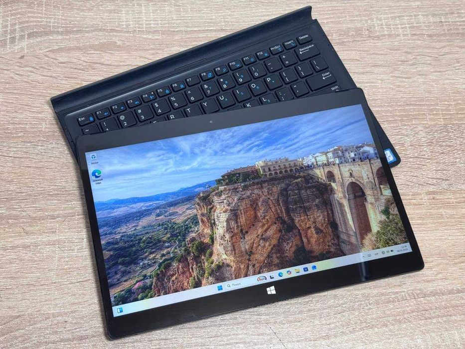 Dell Latitude 7275 12.5″ FHD / LTE / 8GB RAM / 128GB SSD / 2-в-1 / Win