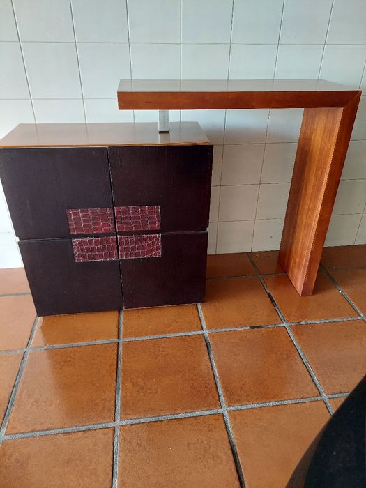 Móvel sapateira em cerejeira e wenge