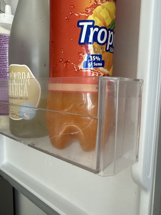 Frigorifico Kunft c/ dispensador de agua