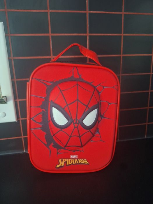 Lancheiras usadas como novas