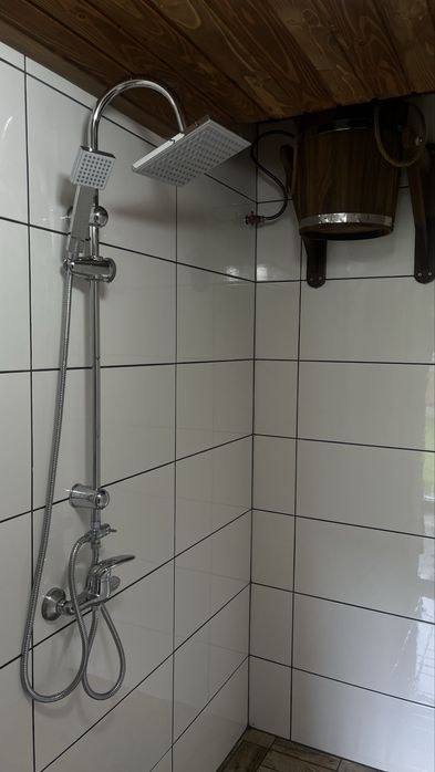 Будинок відпочинку “WOOD HOUSE” з басейном, чаном та баньою!