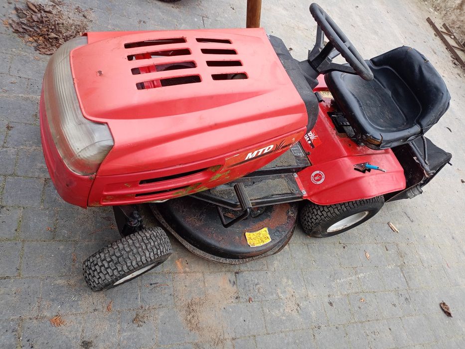 Kosiarka traktorek MTD