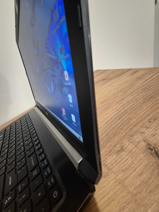 laptop Acer Aspire A515-51G