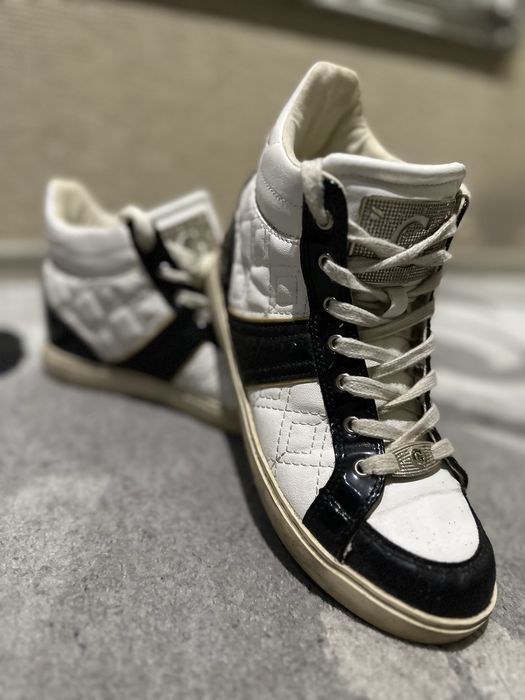 Ботінки  жіночі ,дуже зручні і легкі