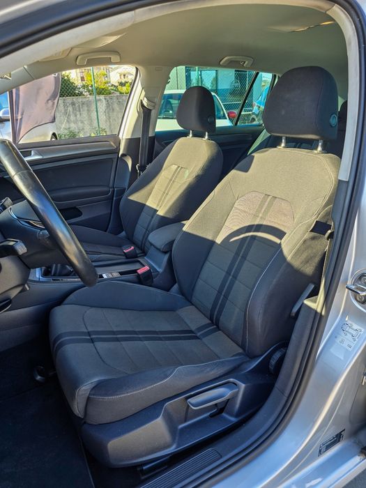 Volkswagen Golf 1.6 TDI SportLine