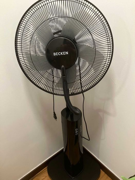 Ventoinha de Pé BECKEN