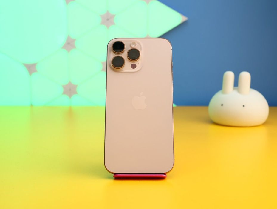 Смартфон Apple iPhone 16 Pro Max 256GB (171740) Б/У З ГАРАНТІЄЮ