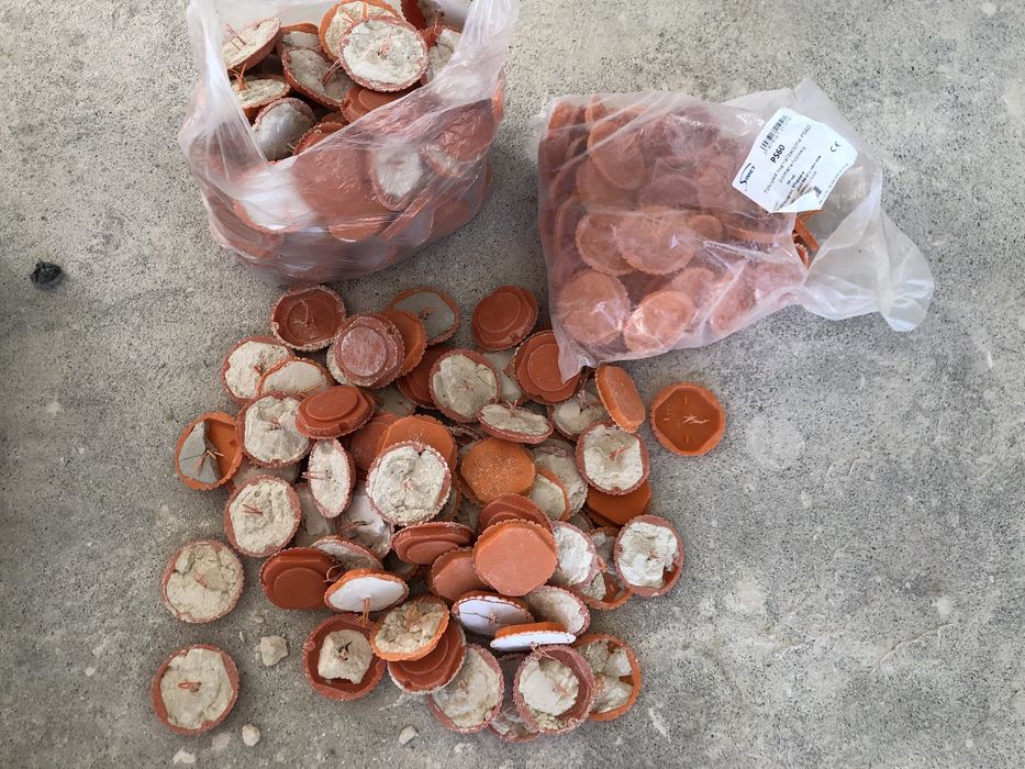 Simet PS60 pokrywa zaślepka dekielek puszki elektrycznej 215 sztuk