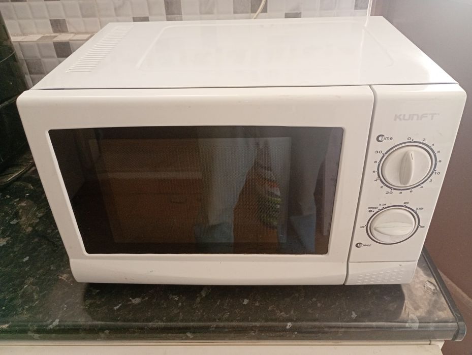 Microondas com pouco uso