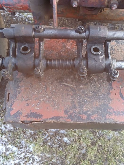 Продам клапанний механізм Д65