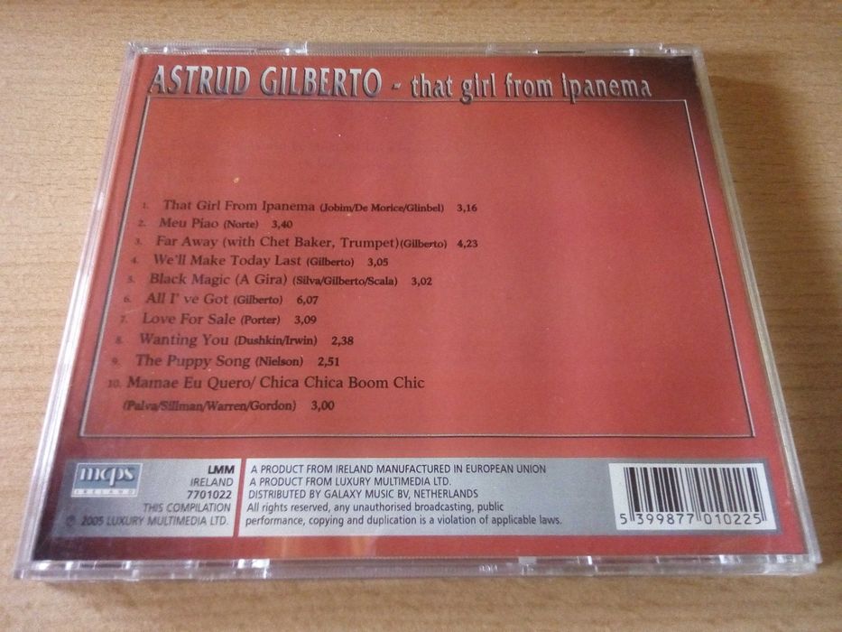 ASTRUD GILBERTO - That Girl From Ipanema