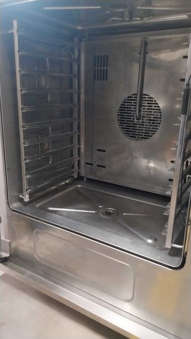 Piec konwekcyjno-parowy Dexion FEMD108L8 – 400 V, 15400W, 10 × GN 1/1