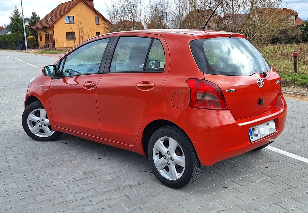Toyota Yaris 1.4 d4d (Keyless, Climatronic., Alu)