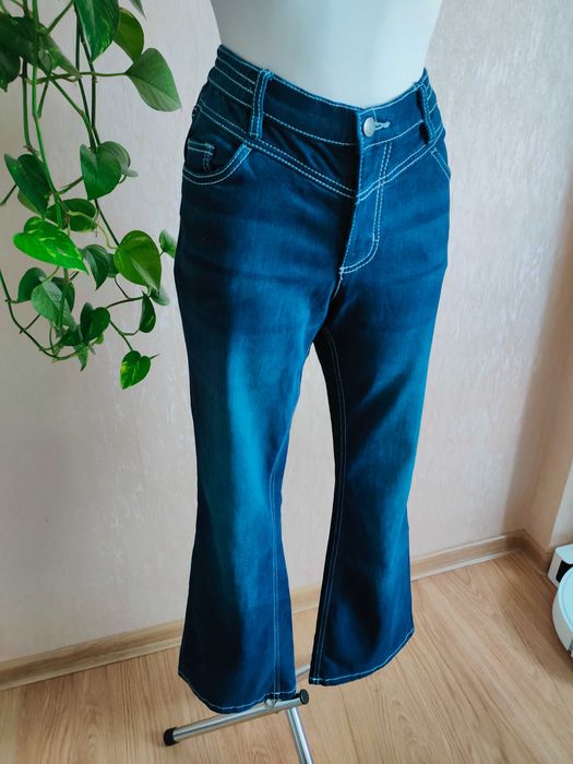 NOWE niebieskie spodnie jeans dzwony 7/8 wysoki stan r. 40 L John Baner