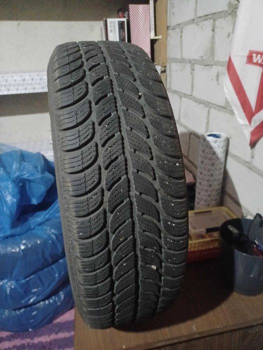Sprzedam opony zimowe komplet 185/60 R15
