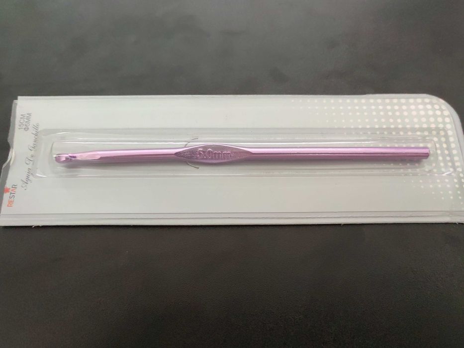 Agulha de crochet de 5 mm