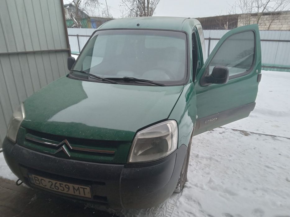 Продам авто в не поганому стані