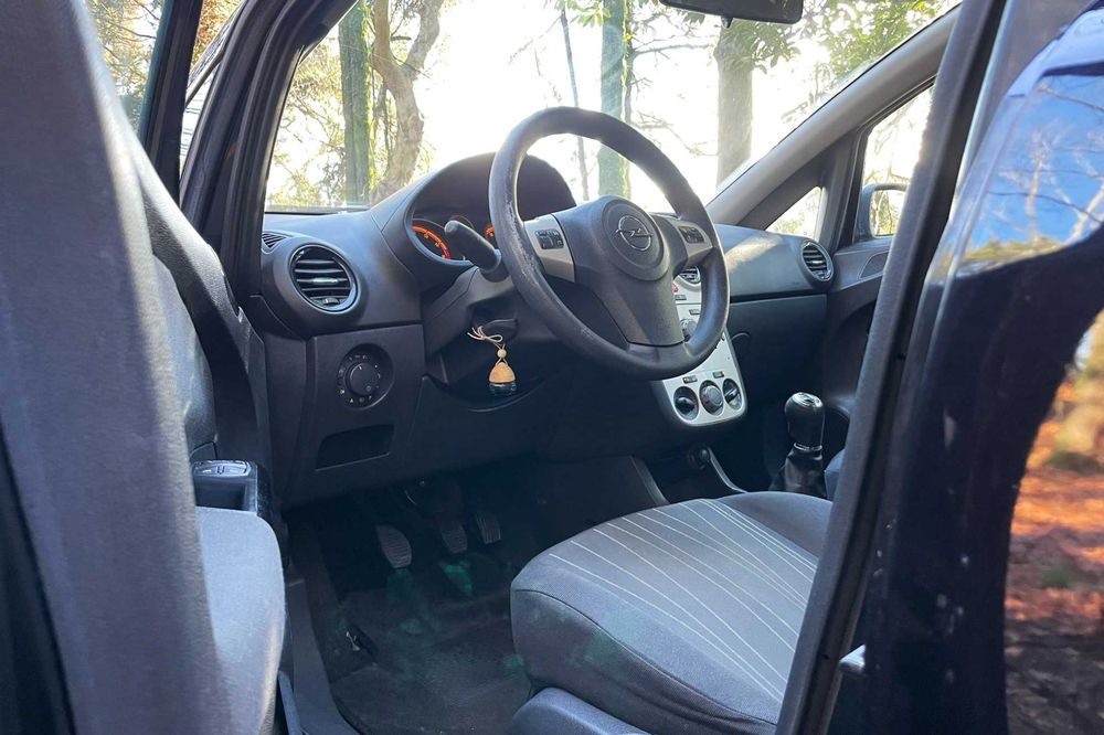 Opel Corsa 1.2 Enjoy