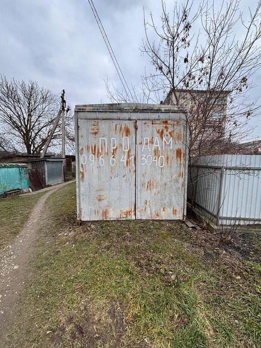 Продам гараж із землею в Гусятині