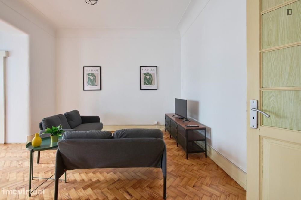 Quarto - localizado em Entrecampos Lisbon