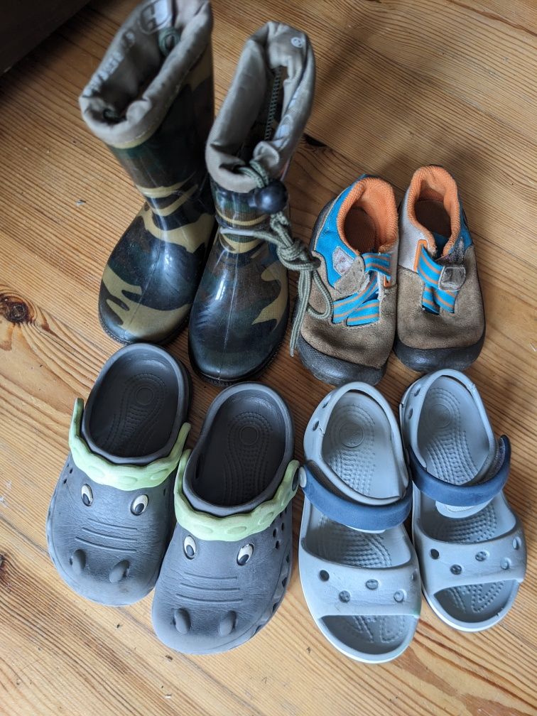 Crocs decathlon hotsell