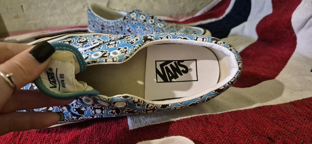 Продам кеди Vans,оригінал