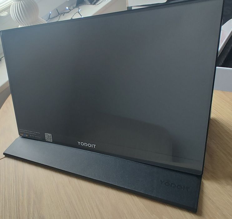 Przenośny monitor YODOIT 15.6