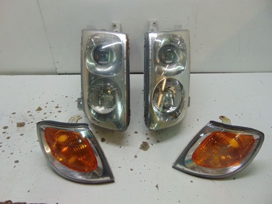 Hyundai trajet faróis da frente e piscas