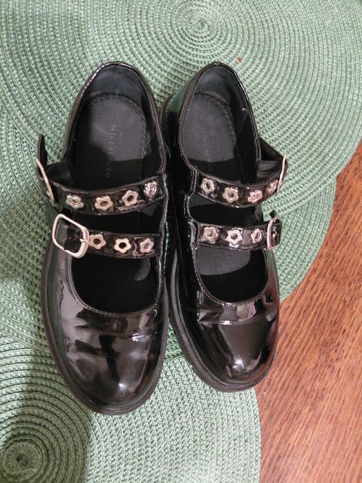 Buty mokasyny 35
