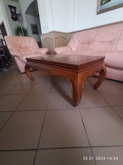 столик журнальний, художний.