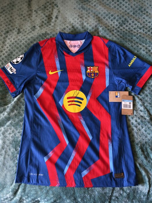 FC Barcelona 2025/26 Fourth Nike Dri-FIT ADV AUTHENTIC MATCH + autograf Roberta Lewandowskiego
