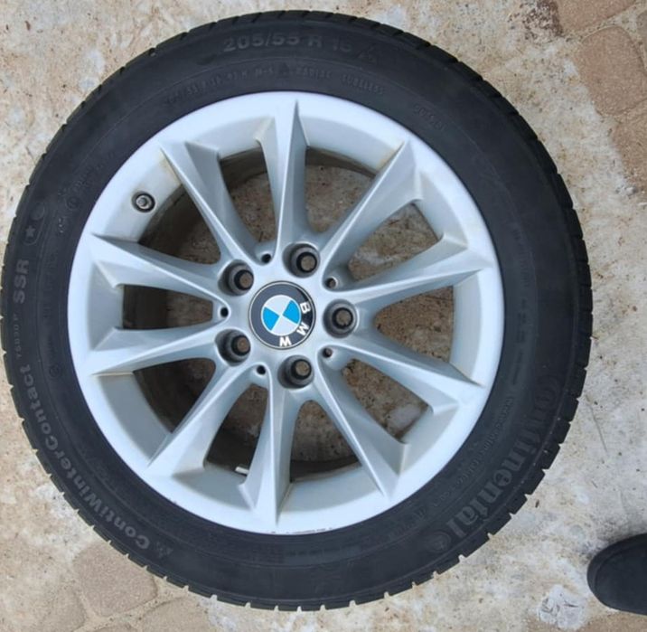 Alufelgi 16 cali 5 x 120 z oponami zimowymi   BMW