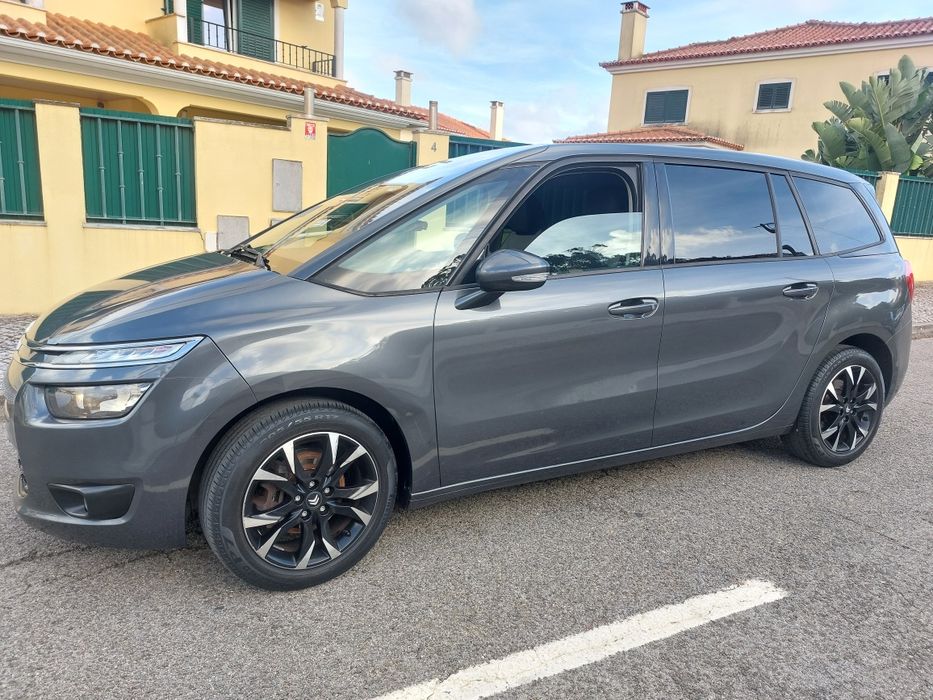 CITROËN  C4 SPACETOURER 1.6 HDi 115 cv  Ano 2015  Garagem  Revisão Completa feita  7 Lugares  como  nova  muito económica