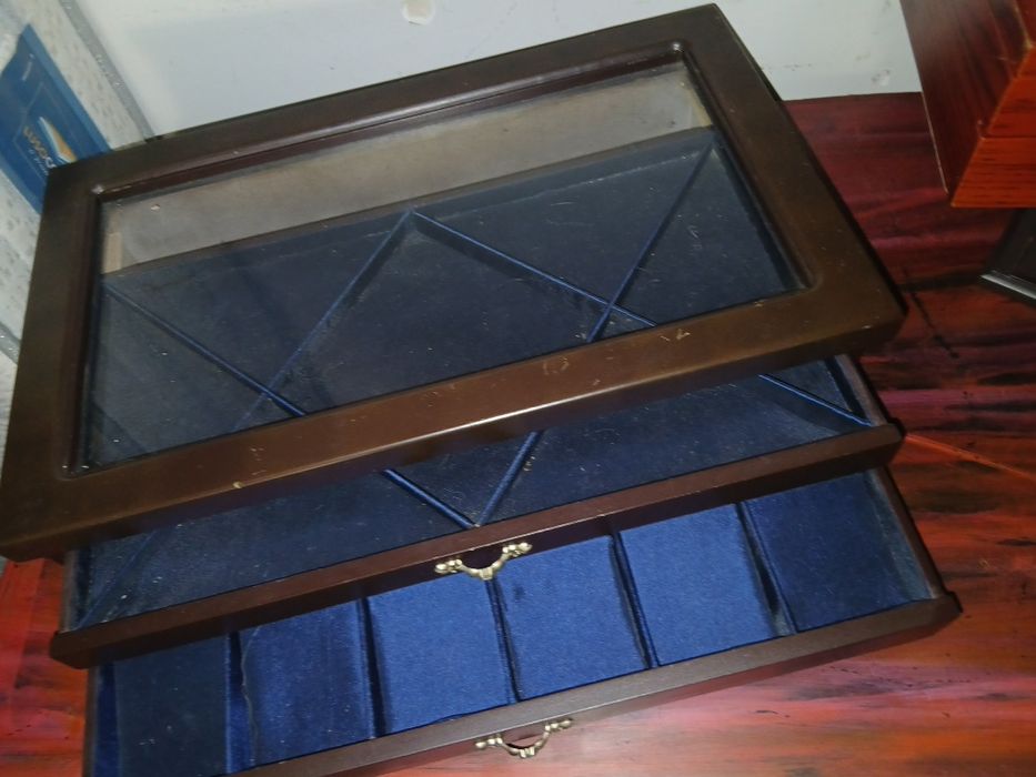 Varios expositor relogio caneta por 55 € cada