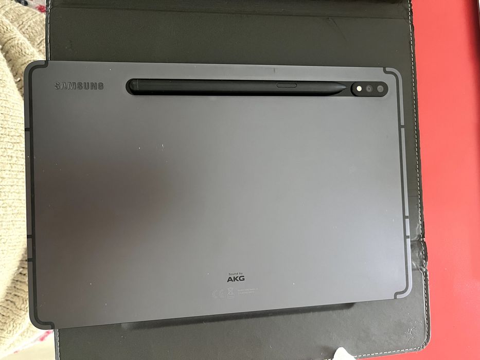 Samsung Tab S7 in excellent condition64752405468289123