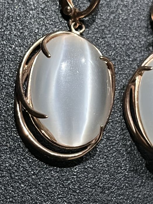 Kolczyki z kamieniem