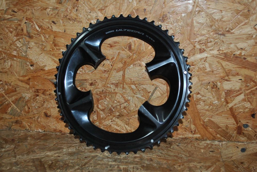Zębatka  korby szosowej zewnętrzna Shimano Ultegra FC-R8100 52T-NH