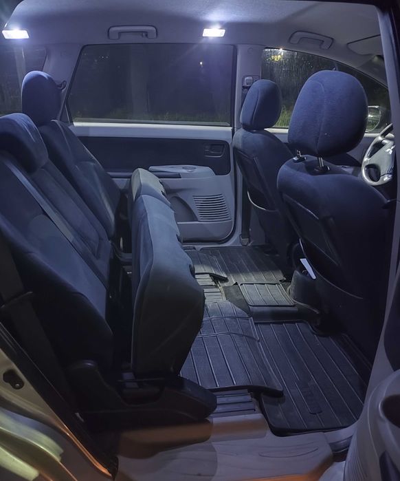 Mitsubishi Grandis Рестайл 2008