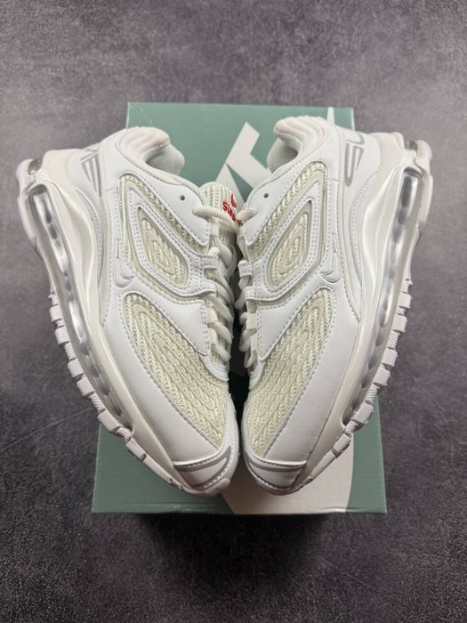 Nike Air Max 98 x Supreme White