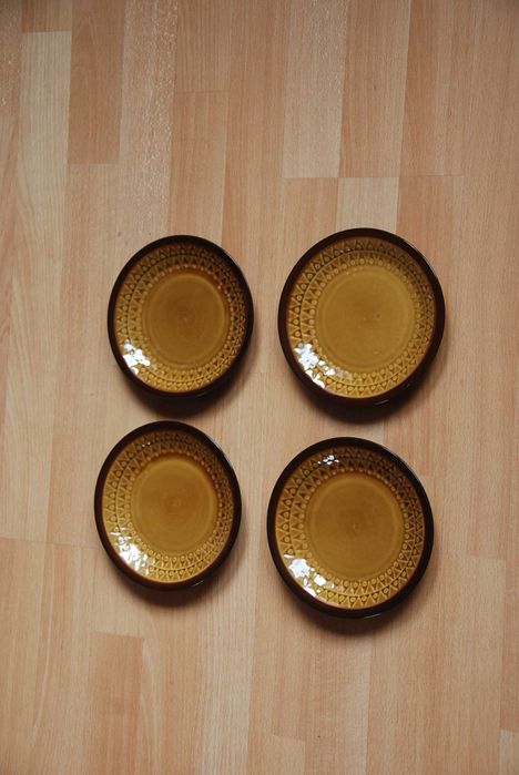 Zestaw talerzyków deserowych