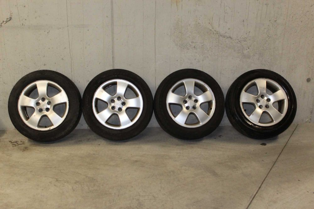 Felgi + Opony letnie Audi 205/55/R16