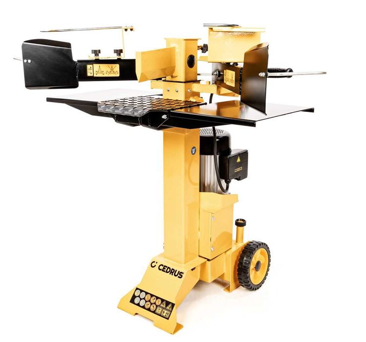 wynajmę łuparkę do drewna CEDRUS 7T 230V pionowa szybka