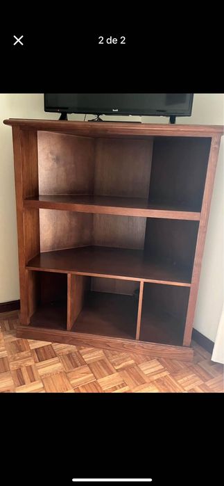 Móvel estante esquina