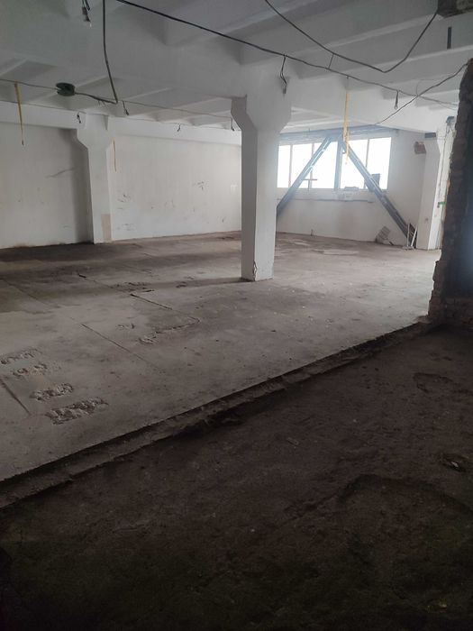 Оренда складу р-н Тяжилів 140м²