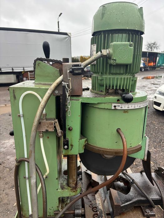 Piła wolnoobrotowa do cięcia profili