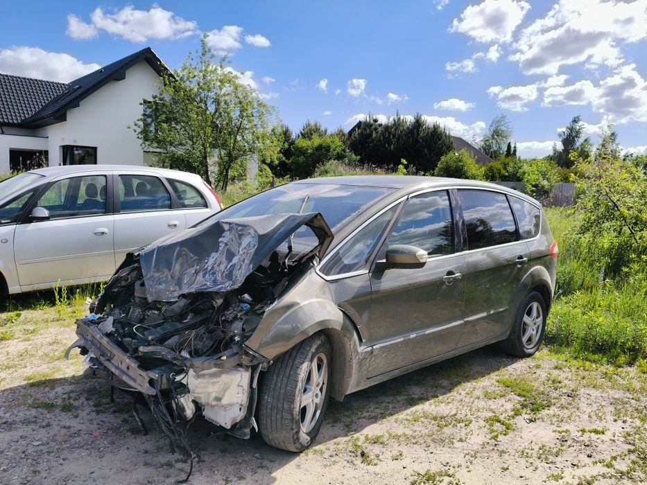 Ford S-Max 2014 | 2.0 TDCi (1997 cm³) | Po wypadku / Uszkodzony przód | Na części