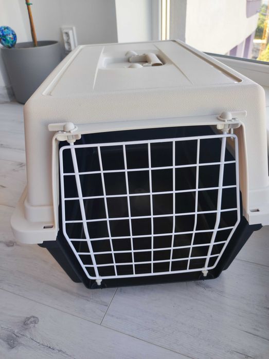 Переноска для тварин