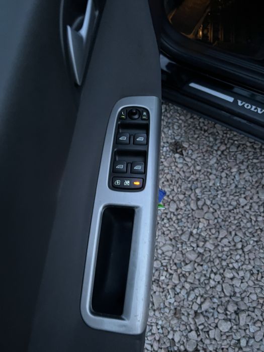 Продам Volvo V50 2.0 для військових