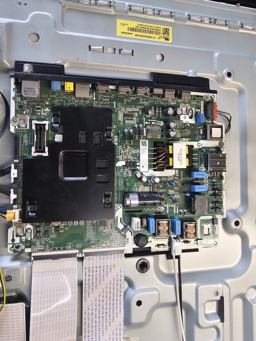 Telewizor Samsung 43" UE43NU7122K uszkodzony