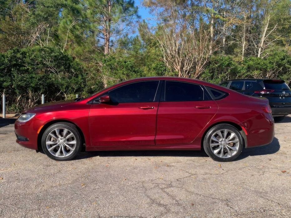 Chrysler 200 S      2015